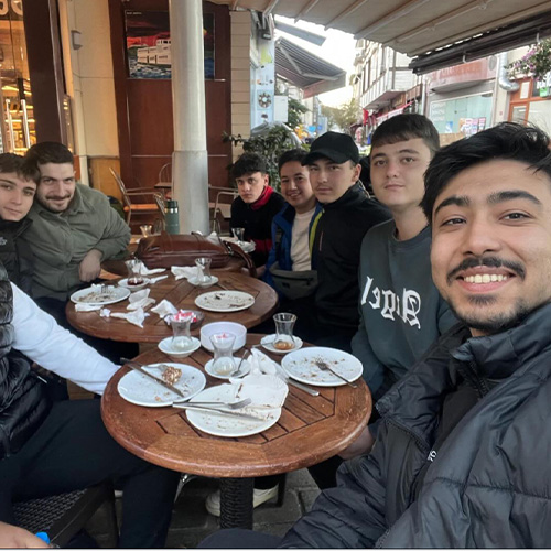 Adalar | Liseli Gençlerle Haftalık Genç İstikbal Buluşmaları Sürüyor