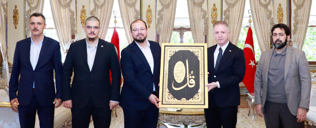 İstanbul Valisi Davut Gül Bey'e Ziyaret