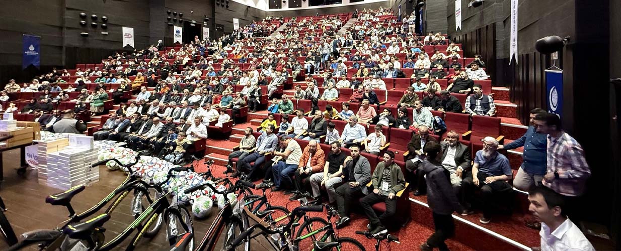 Ödüllü Sabah Namazı Programı